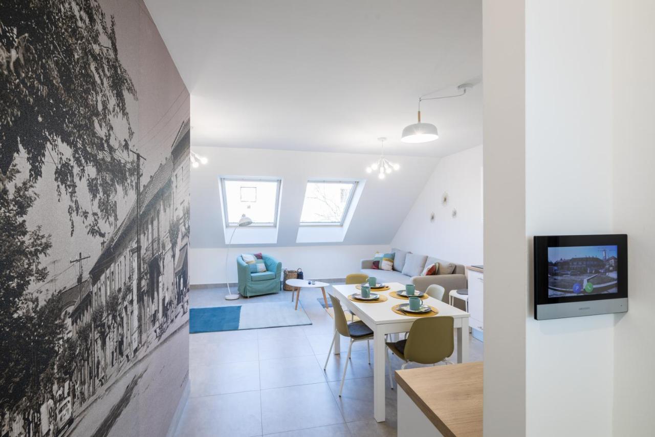 Stafetahaz Apartmanok Vac Bagian luar foto