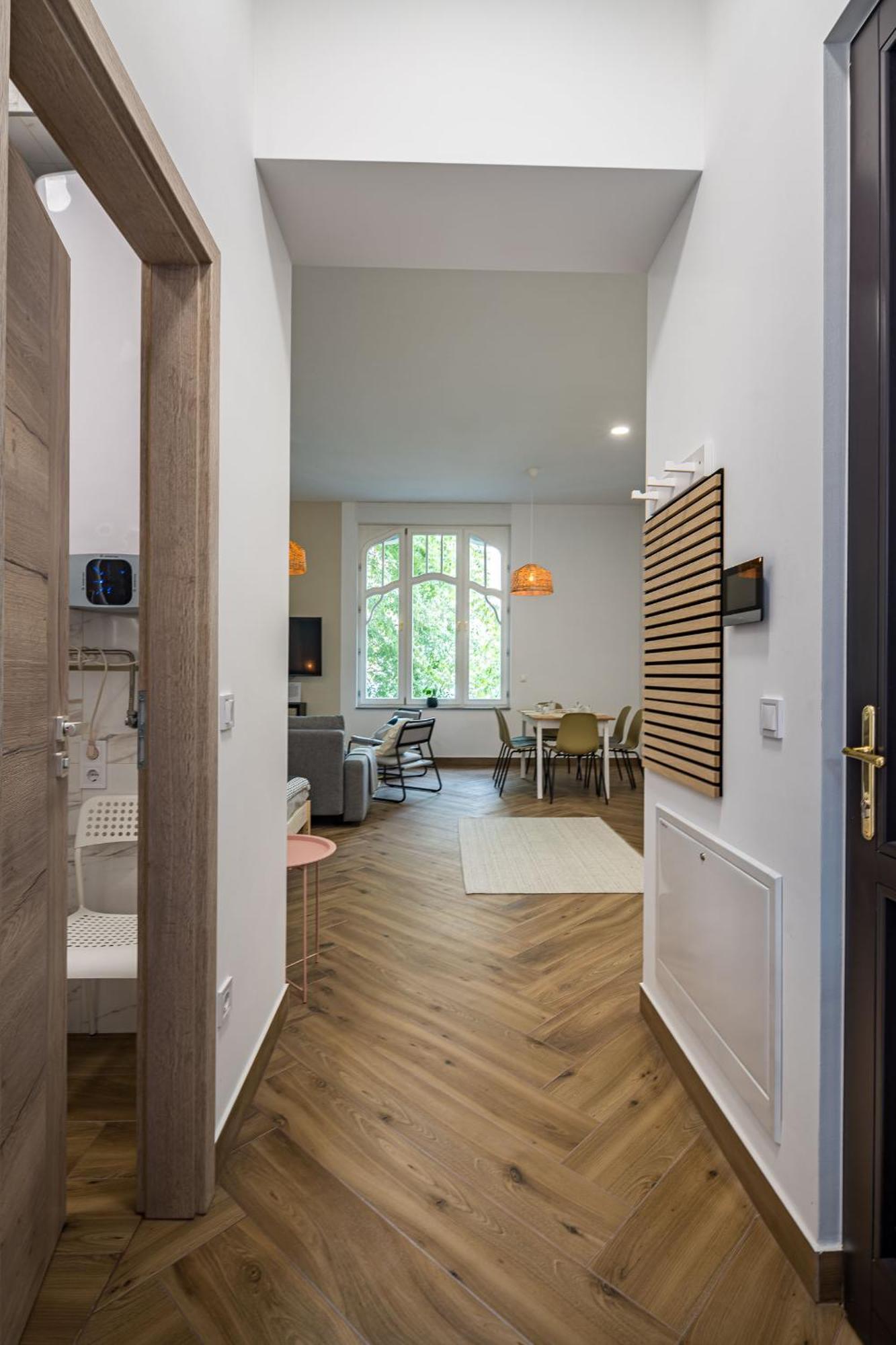Stafetahaz Apartmanok Vac Bagian luar foto