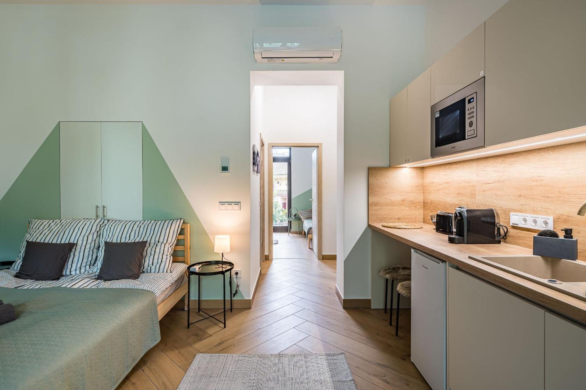 Stafetahaz Apartmanok Vac Bagian luar foto