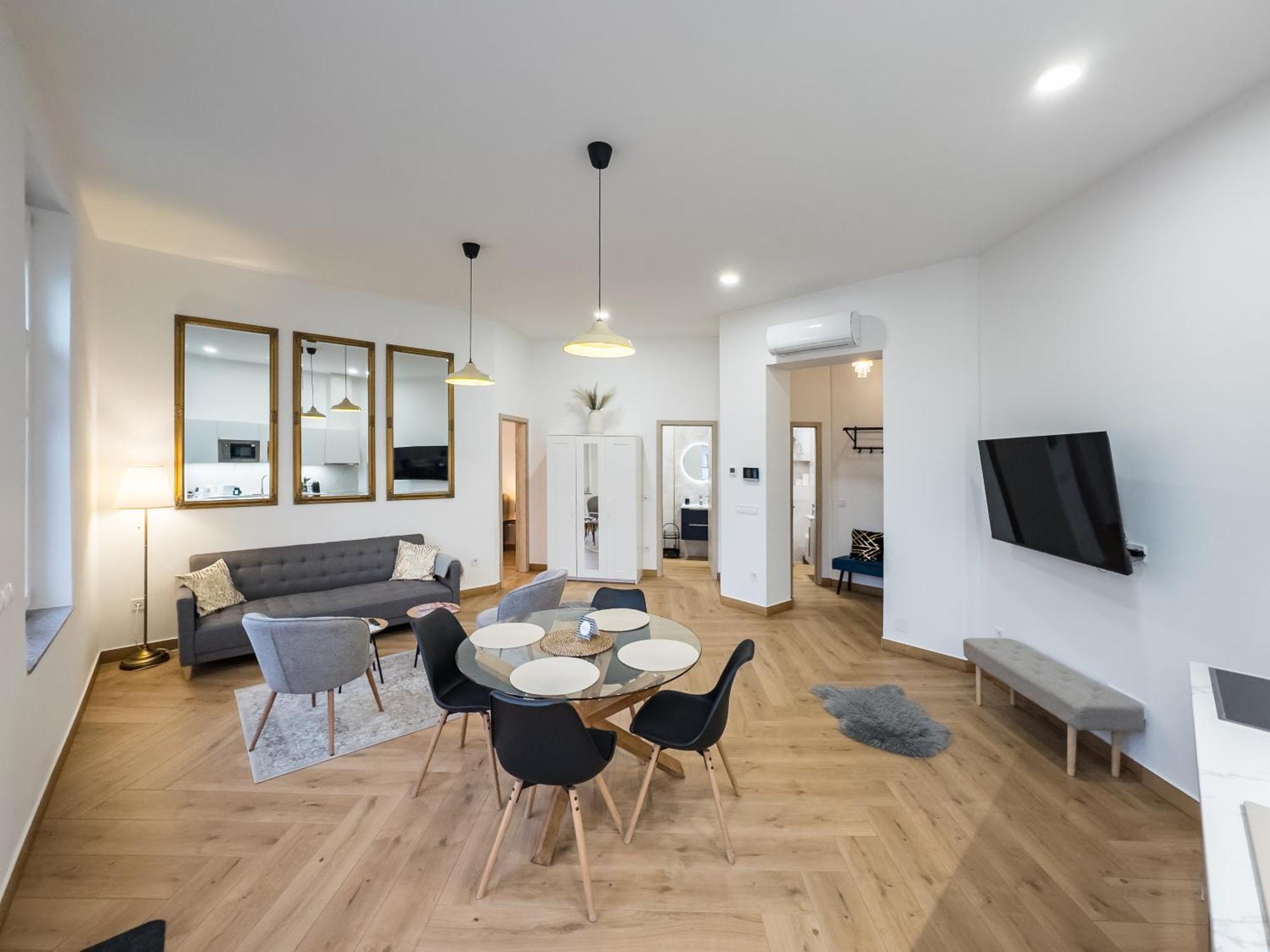 Stafetahaz Apartmanok Vac Bagian luar foto